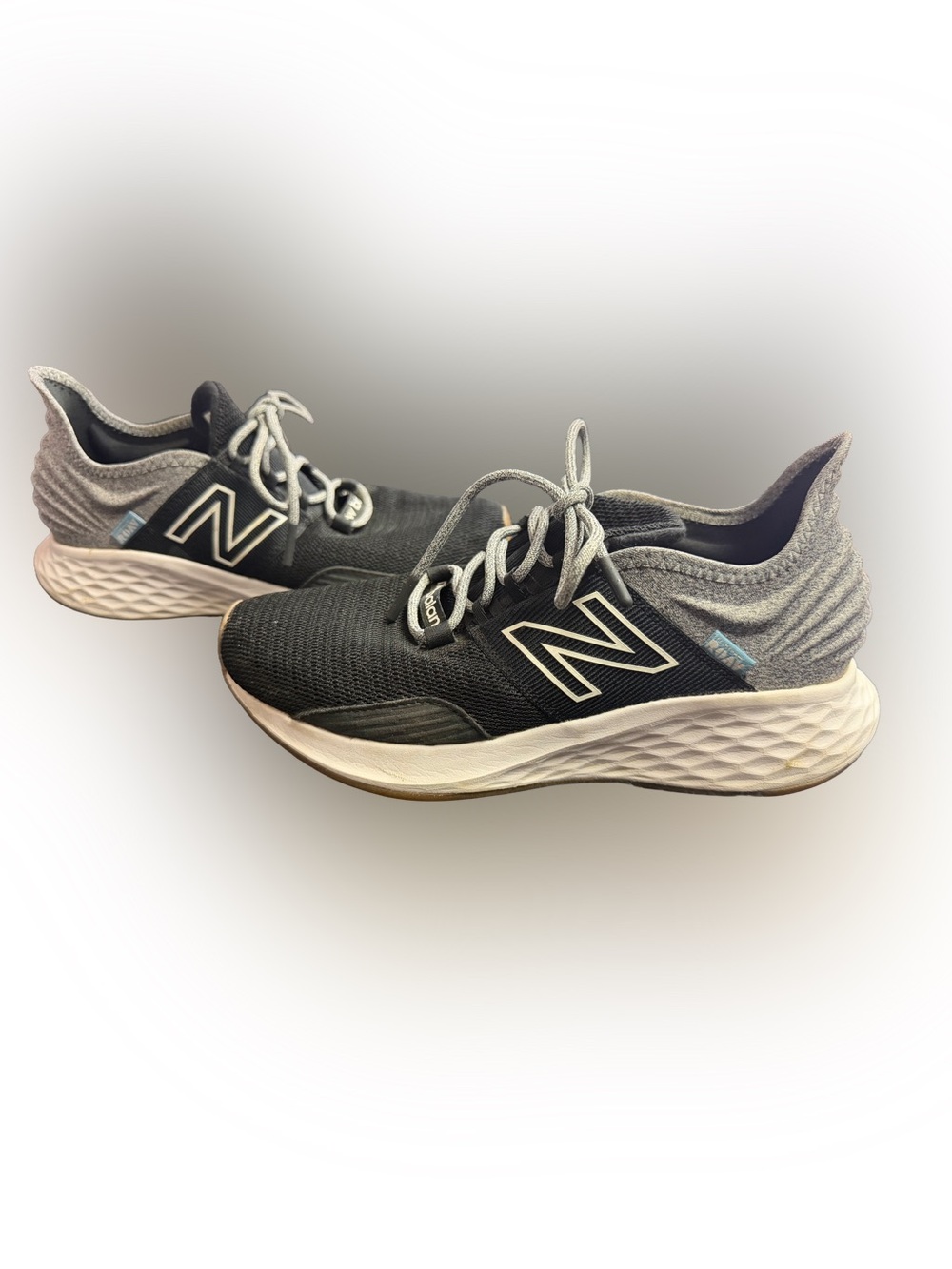 New Balance Women’s Fresh Foam Roav V1 Shoes- Size 8